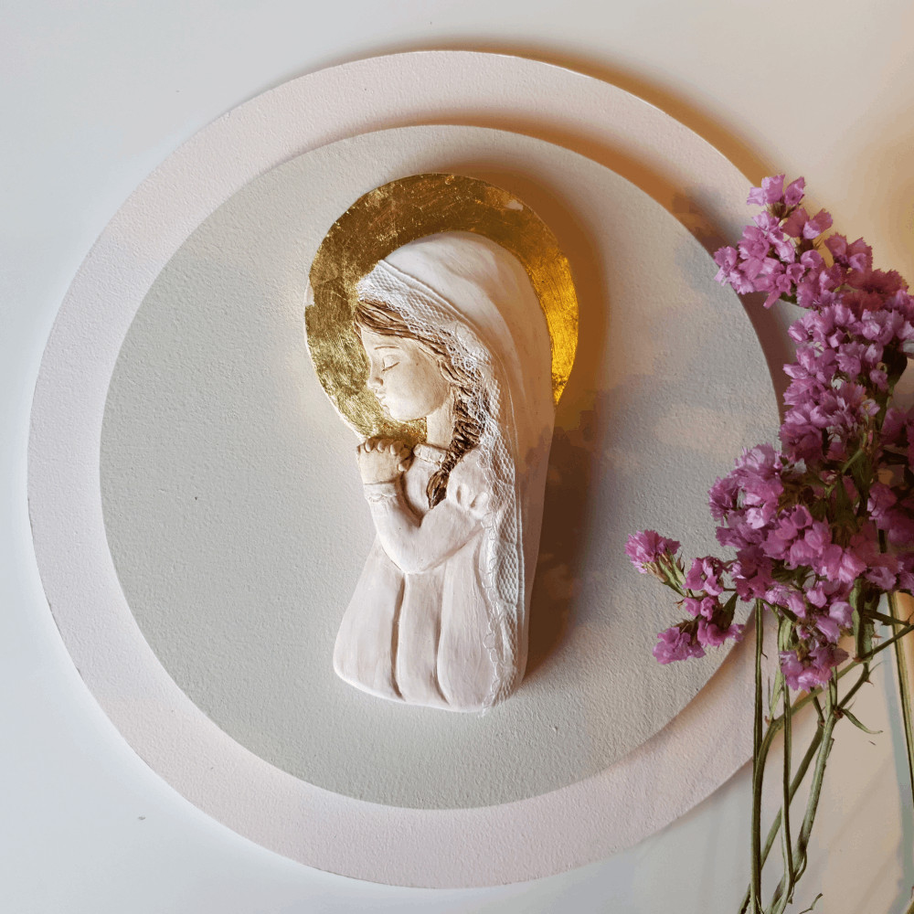 Virgen María niña rosa porcelana